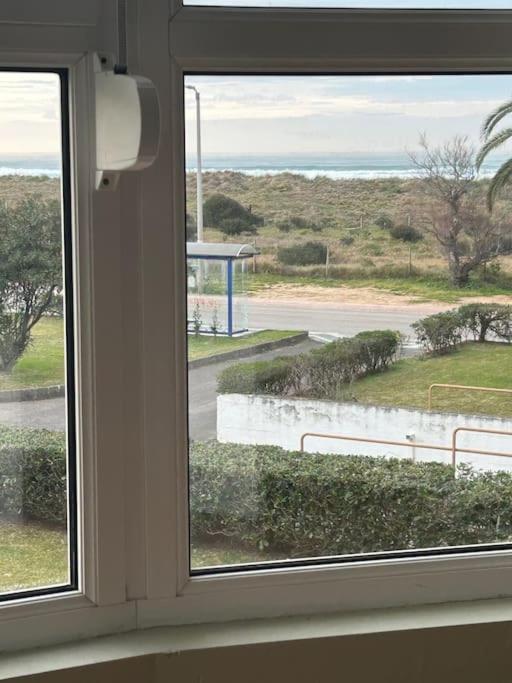 Playa De Berria -Apartamento Con Piscina Y Vistas Al Mar Santoña Exterior foto
